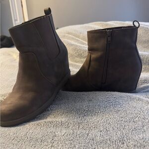 Wedge booties